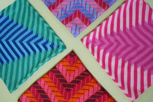 Load image into Gallery viewer, Colorimetry Seasonal Scarves (4)