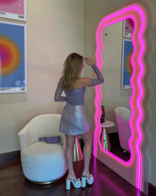 Load image into Gallery viewer, Metallic Faux Mini Skirt