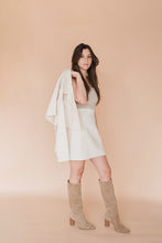 Load image into Gallery viewer, Cropped Denim Jacket