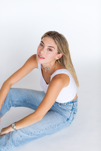 Load image into Gallery viewer, Squared Neck Crop Top