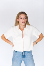 Load image into Gallery viewer, Short Sleeve Button Down