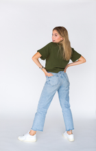 Load image into Gallery viewer, Short Sleeve Button Down