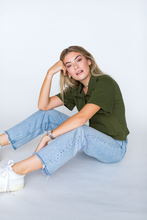 Load image into Gallery viewer, Short Sleeve Button Down